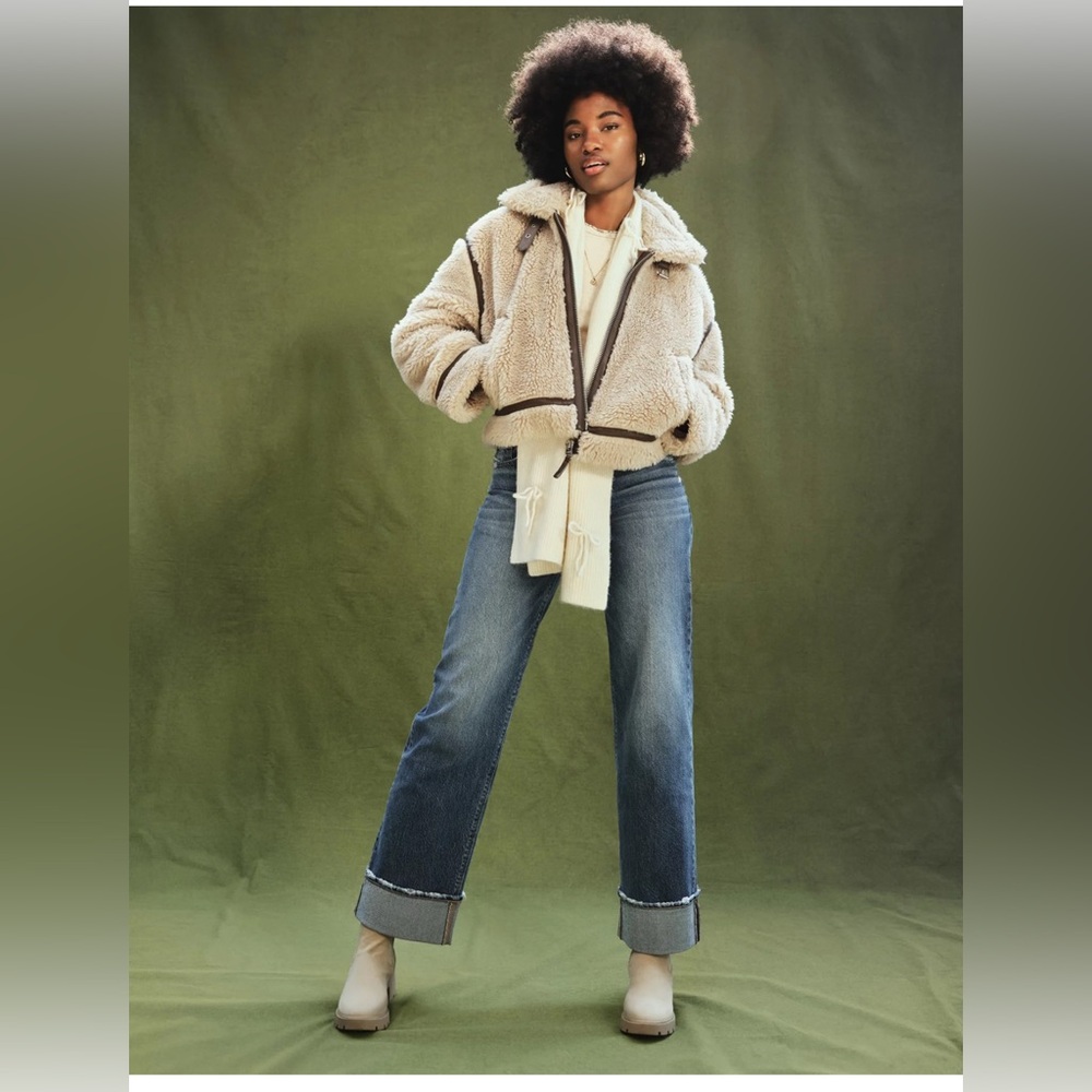 American eagle cuffed jeans